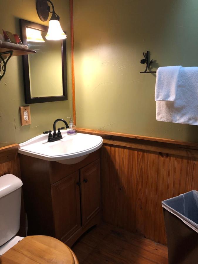 Fiddlers Roost B&B Cabins Galax Exterior foto